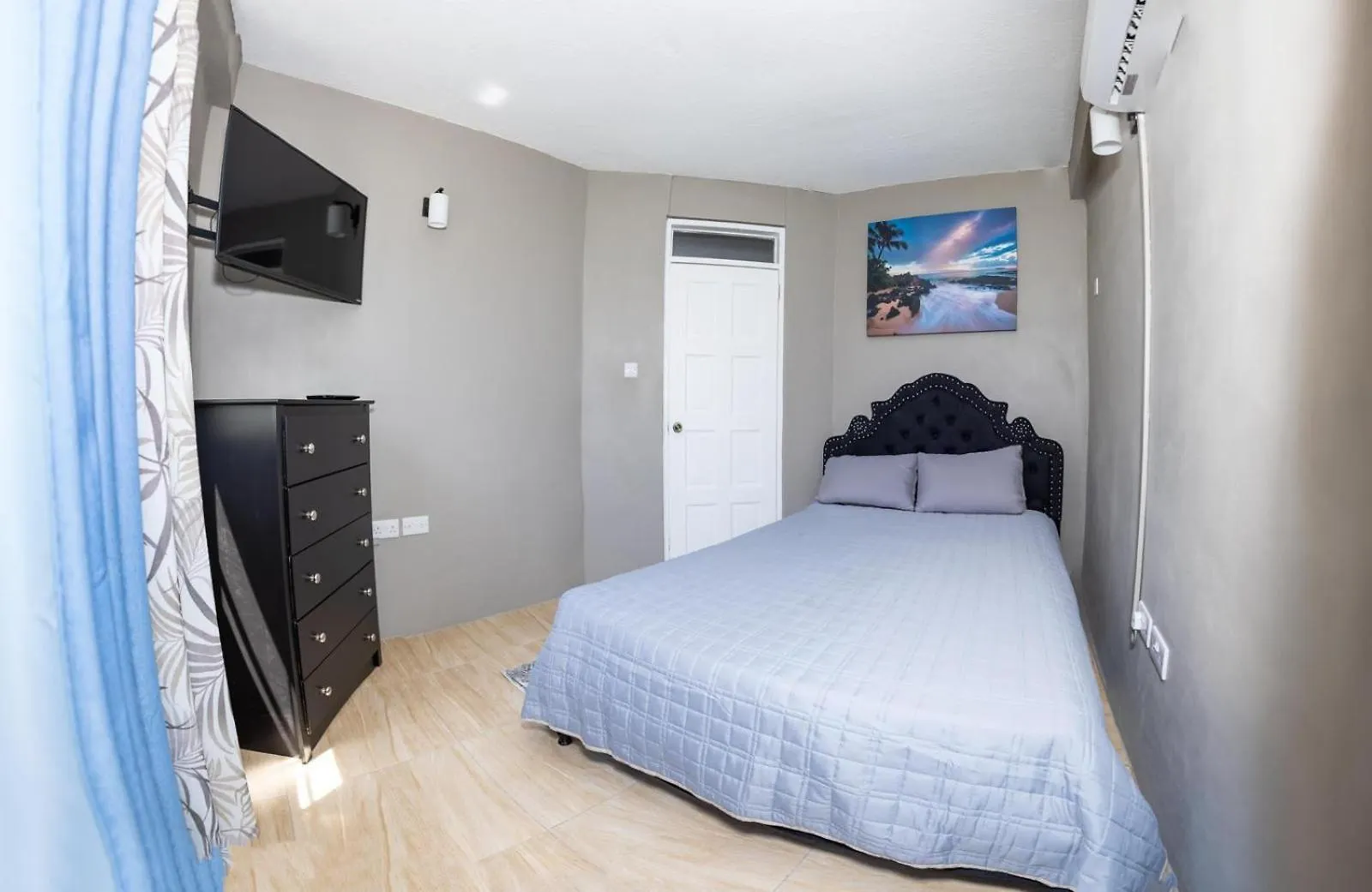 Roseau Canefield Apartment With Full Kitchen Air Conditioning And Wi-Fi Close To Town